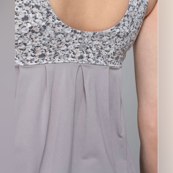 Lululemon Elevate Tank in Ambient Grey and Petite Fleur Silver Spoon Tank Top - Picture 7 of 13